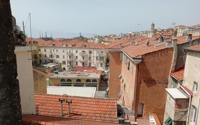 Sanremo Penthouse Downtown 400m From Sea