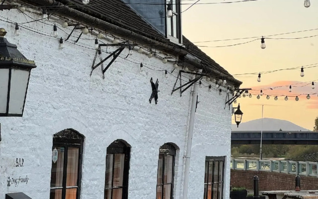 The Swan Hotel