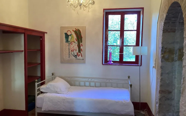 Charming Home by River Allier Hiking Trails