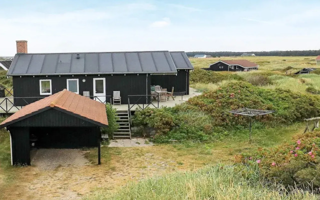 10 Person Holiday Home in Lokken-by Traum
