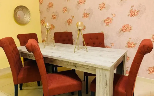 Downtown 2bedroom Holidays R Us