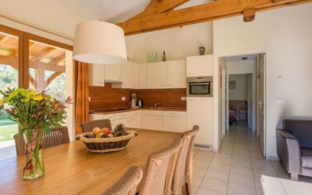 Charming House With a Covered Terrace Near Gourdon
