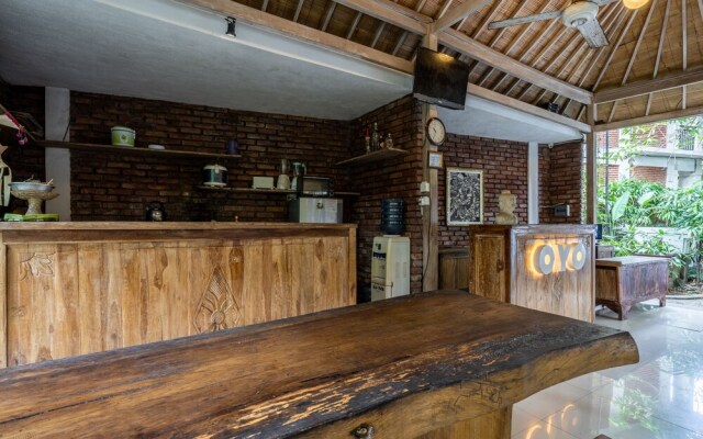 Van Mandri Residence by OYO Rooms