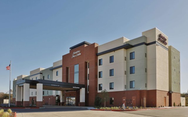 Hampton Inn & Suites Sacramento at Csus