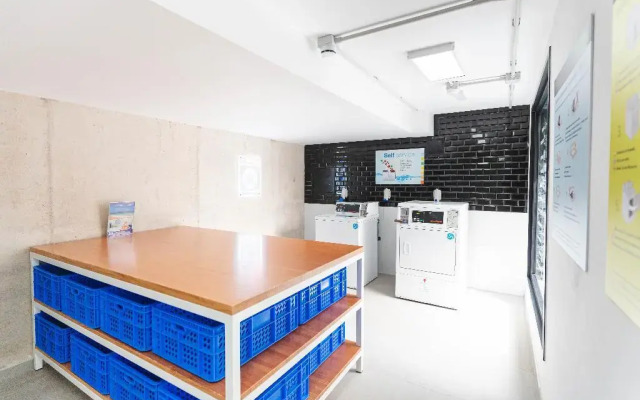 Esmeralda Cotillo Homes by LIVVO