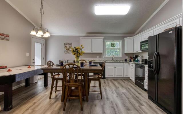 A Hillbilly Get-A-Way