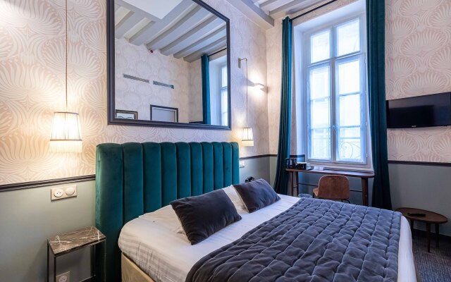 Dauphine Saint Germain Hotel