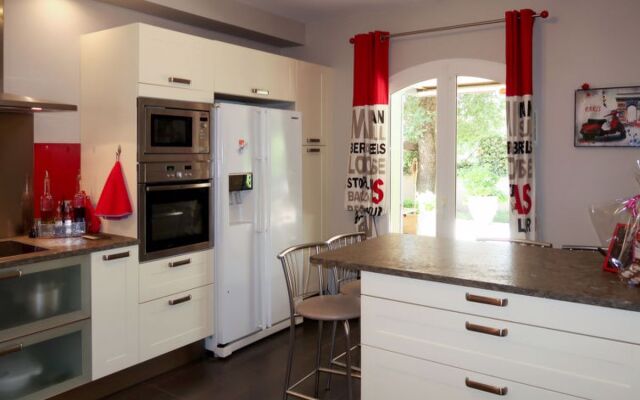 Sweet Home in Luberon (VLU100)