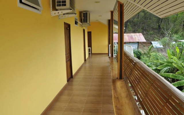 Mai Ngern Mai Thong Resort