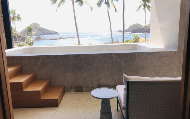El Careyes Club & Residences