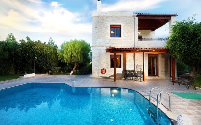 disCrete Villa Loutra