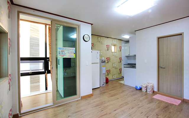 Yeongdeok Songa Pension