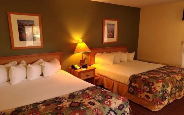 Maswik Lodge - Inside the Park