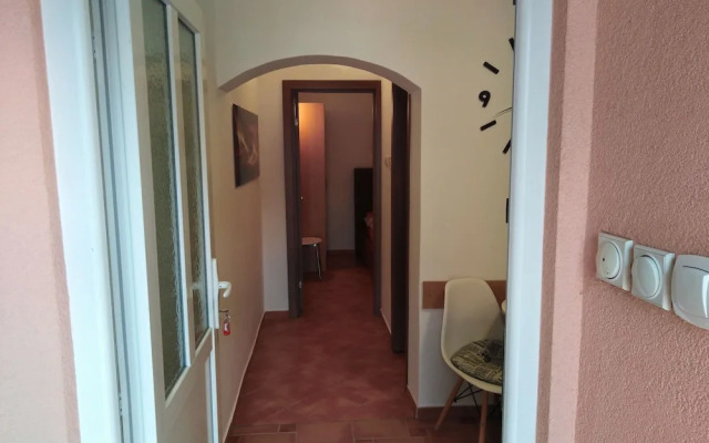 Martiva Apartment With Terrace