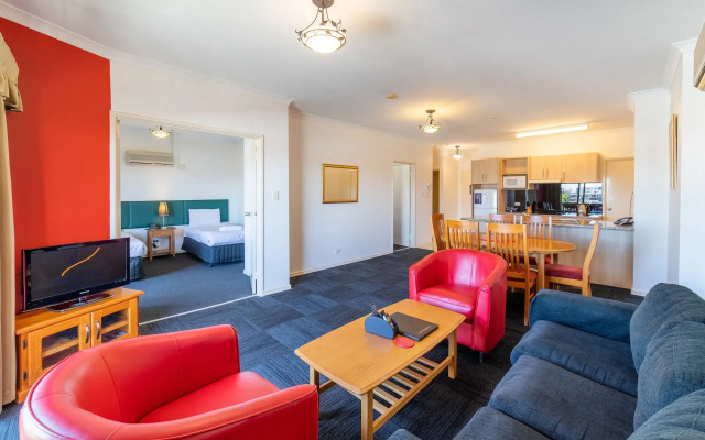 Starwest Apartments Alderney on Hay