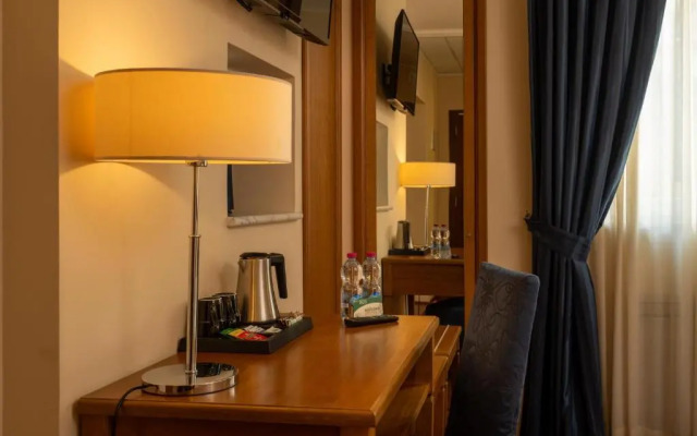 Hotel Iris