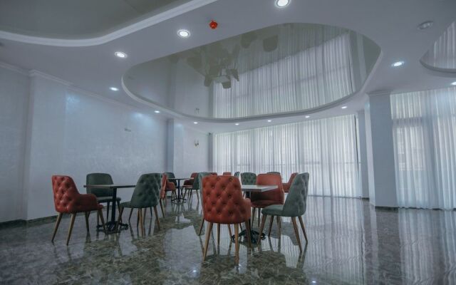 Hotel Batumi Palace
