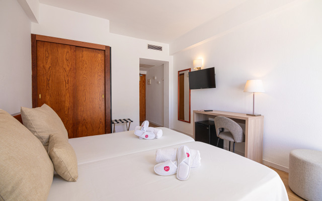 Hotel JS Miramar