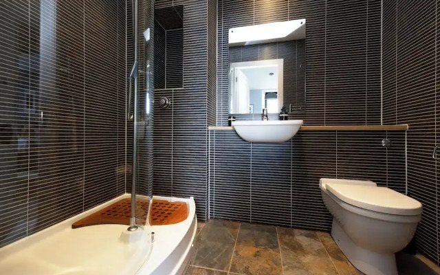 Stylish 2-bed flat in New Town