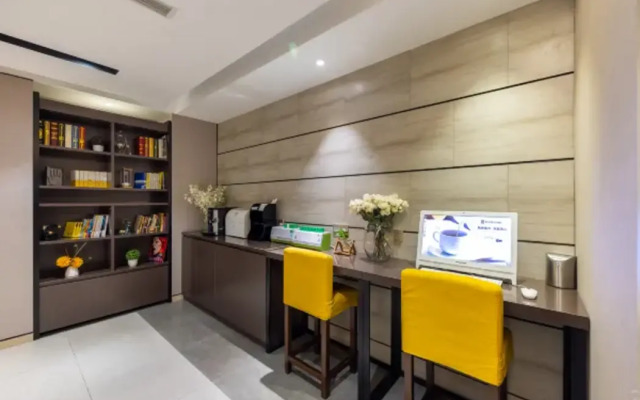 Homeinns Plus Zhangye Road Lanzhou Pedestaian