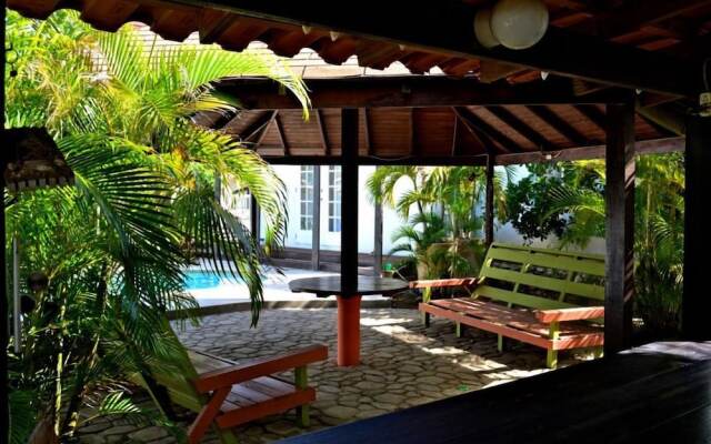 Parrot Villa