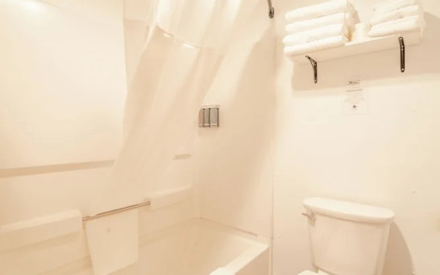 Hansen Inn and Cabins