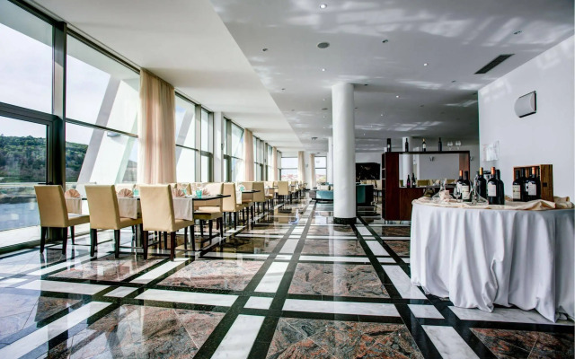 Angra Marina Hotel