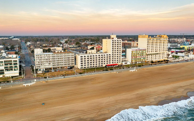 Ocean Sands Resort, Oceanfront, Virginia Beach by Vacatia