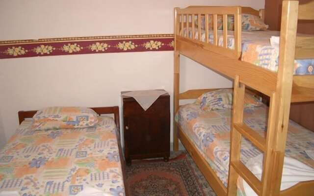 Duygu Pension