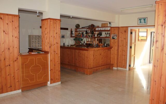 Florea Htl Apts