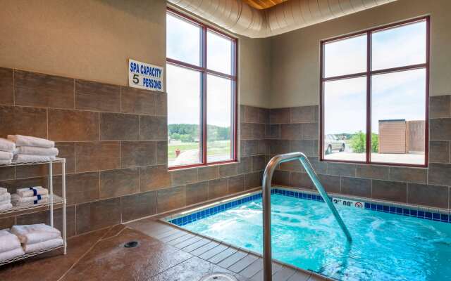 Comfort Inn & Suites Mountain Iron and Virginia