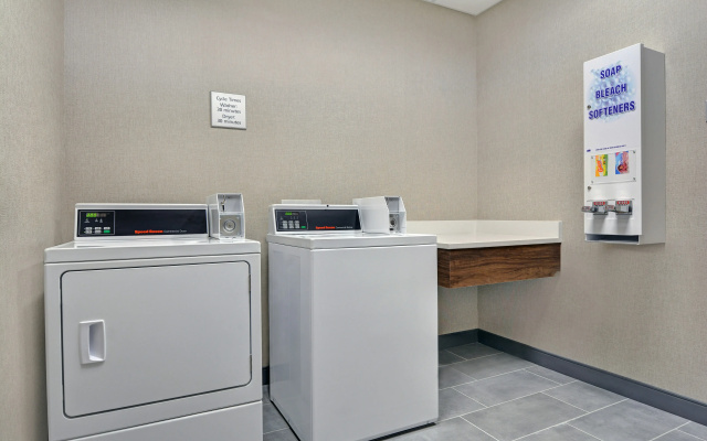 Hampton Inn & Suites Middleburg