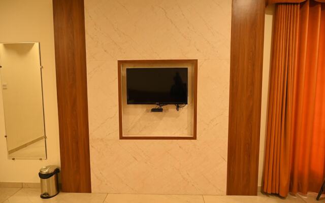 Hotel Embassy INN