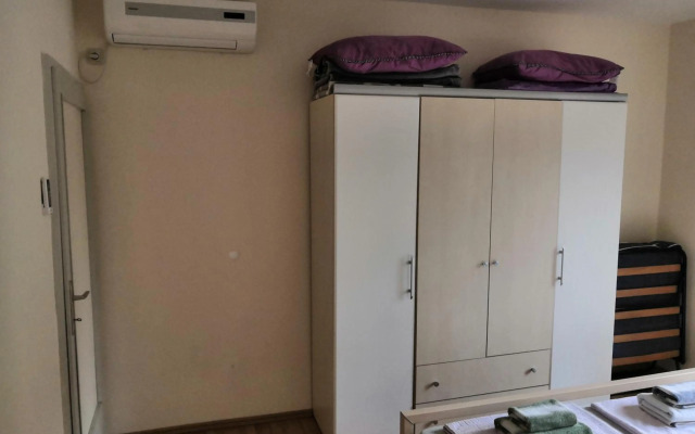 Apartments Brlečić