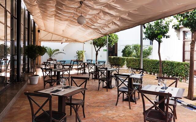 Los Seises Sevilla, a Tribute Portfolio Hotel