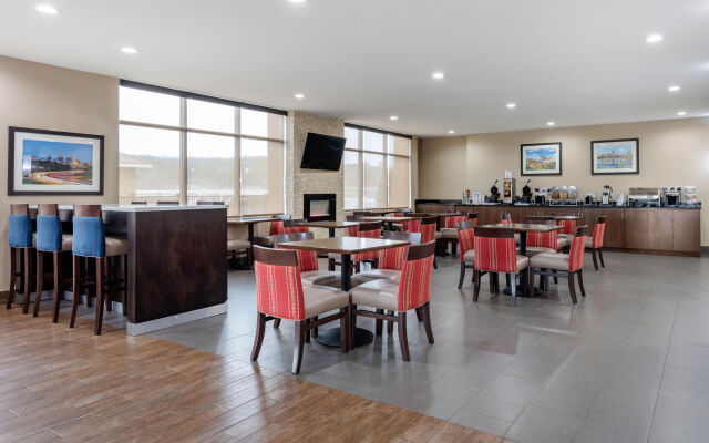 Quality Inn & Suites near Lake Eufaula
