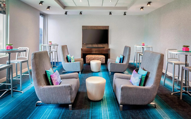 Aloft Plano