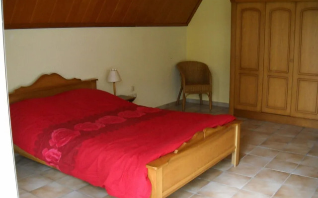 Spacious Farmhouse in HaselÃ¼nne Amidst the Forest