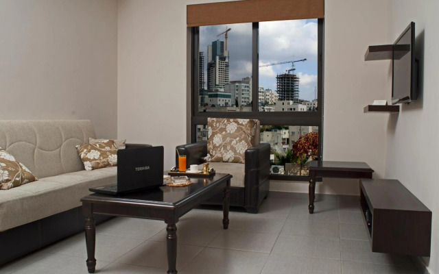 Celino Hotel