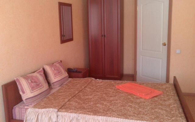 Отель Уральская