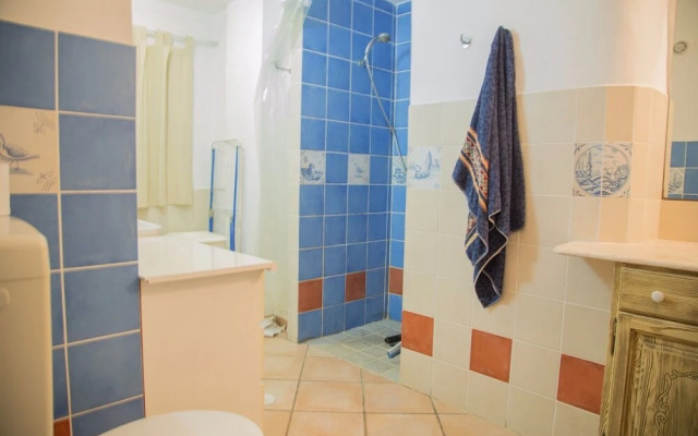 Stylish Perfect 2BR Tel Aviv Beach Apt