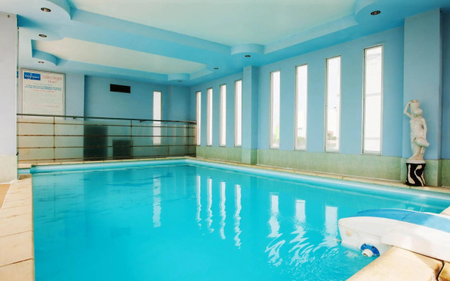 Golden Dragon Hotel - Rong Vang