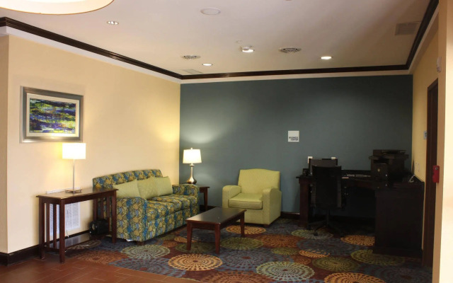 Holiday Inn Express & Suites Lebanon by IHG