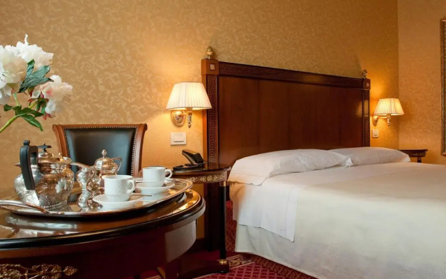 Hotel Maxim