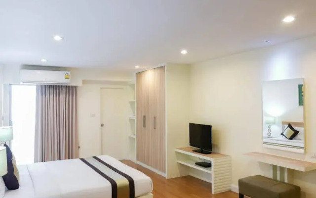 Nana Tai Suite