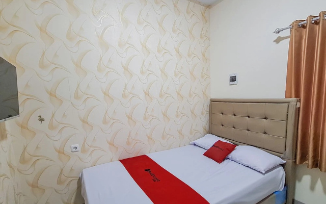 RedDoorz Syariah @ Borba Kesepuhan Cirebon – Guest Rooms – Cirebon