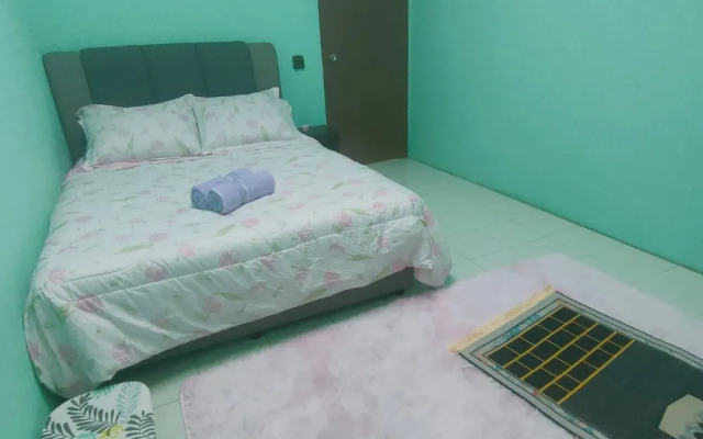 Taman Tinah Homestay