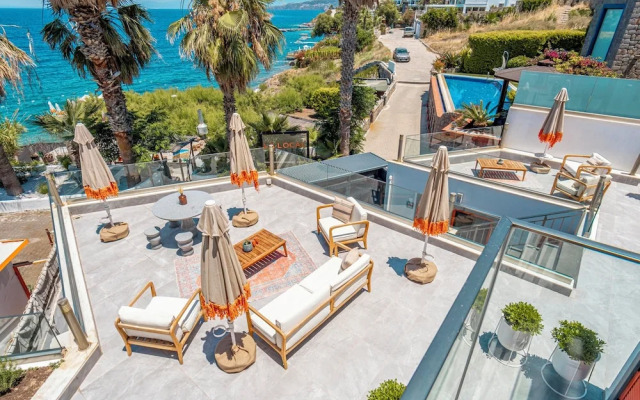 La Local Yalıkavak