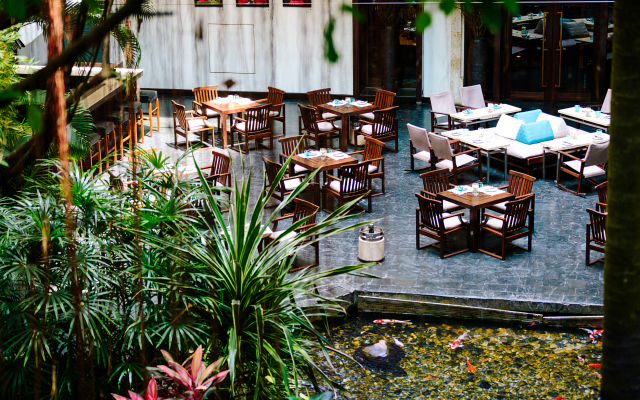 Anantara Siam Bangkok Hotel