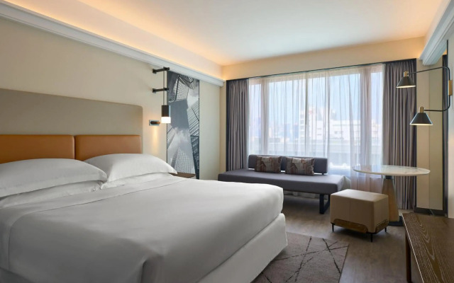 Sheraton Hong Kong Hotel & Towers